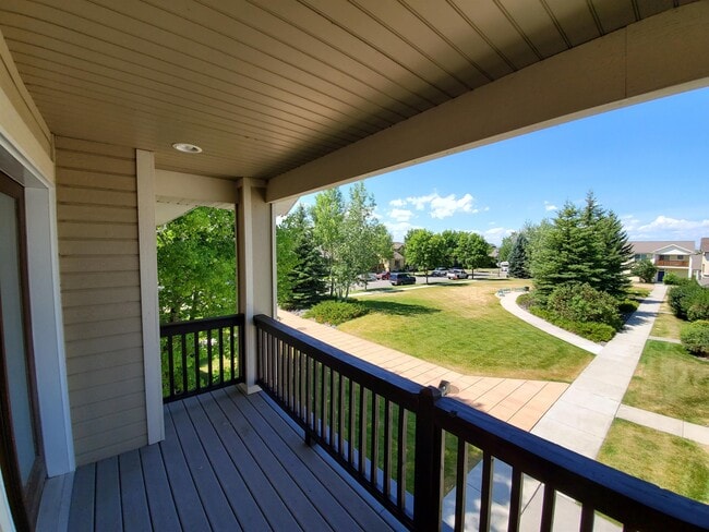 Photo - 3883 Bosal St