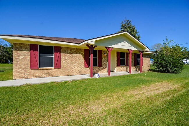 Photo - 5115 S Farm-to-Market 565 Rd