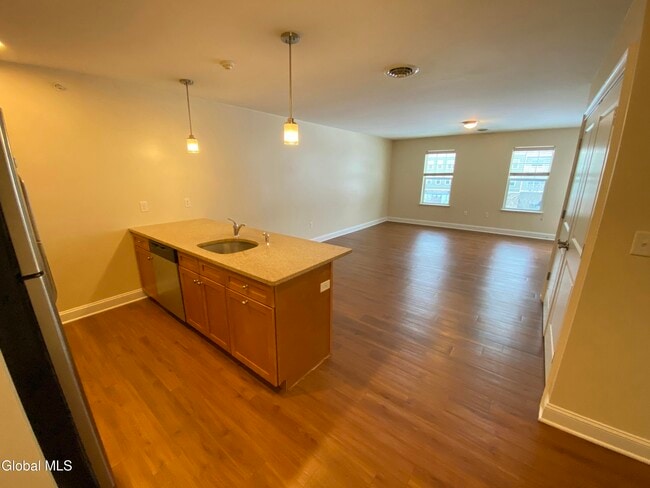 Photo - 60 Weibel Ave Unit 9HP303