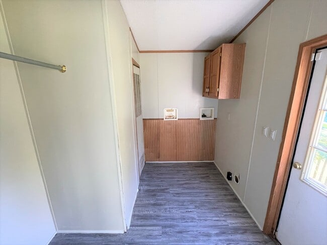 Photo - 3210 Landview Dr