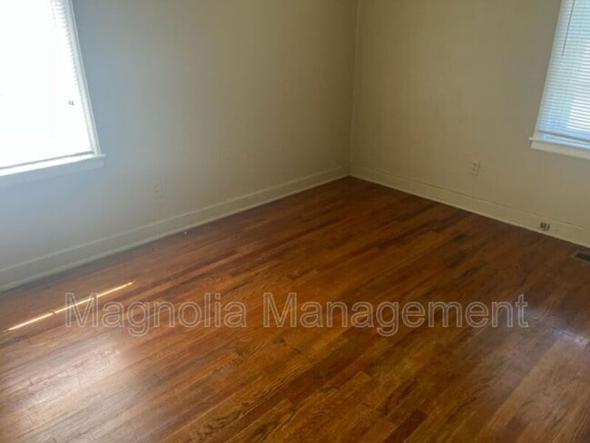 Photo - 111 S Elizabeth St