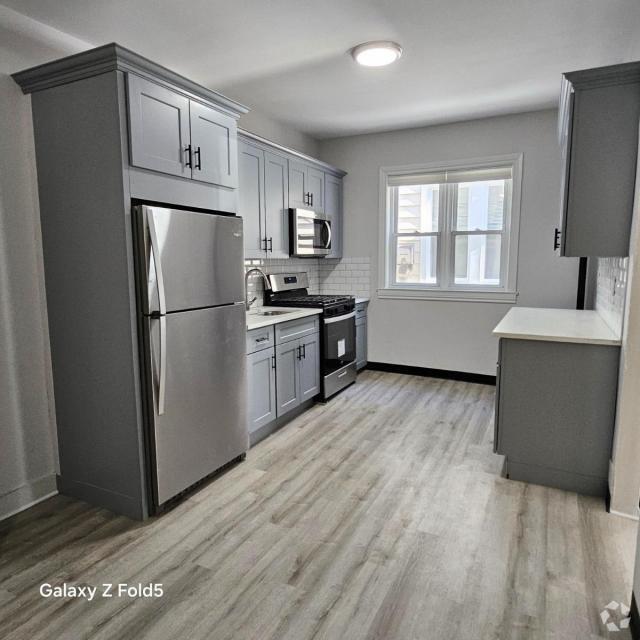 Building Photo - 2 bedroom in YONKERS NY 10701 Unit 1 Rental