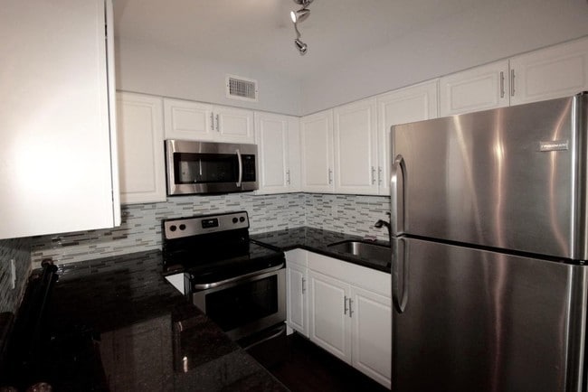 Photo - 4206 Newton Ave Unit 111