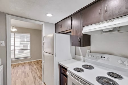 Photo - Holiday Hills Apartments