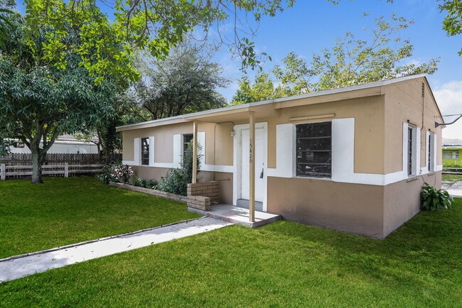 15420 NW 27th Pl
