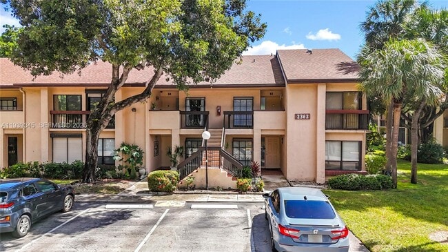 Photo - 2363 SW 15th St Unit 84