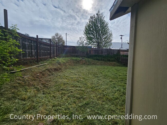 Photo - Updated 2-Bedroom House With Refrigerator ...