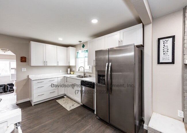 Photo - Cozy Updated 4-Bedroom House in Southwest ...