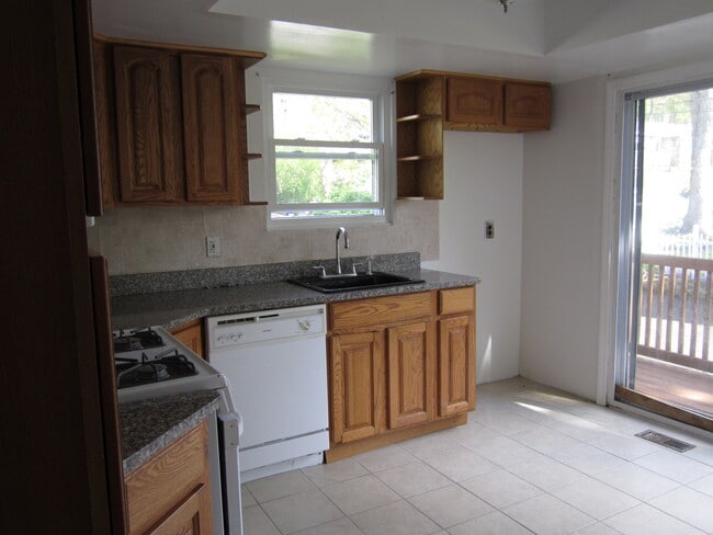 Photo - 165 S Maryland Ave