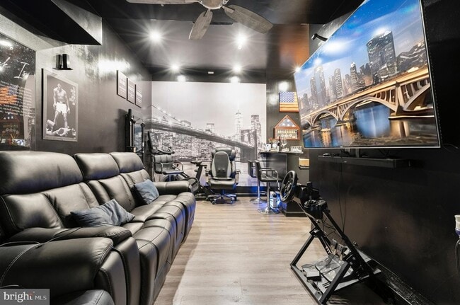 Photo - 4285 S Capitol St SW