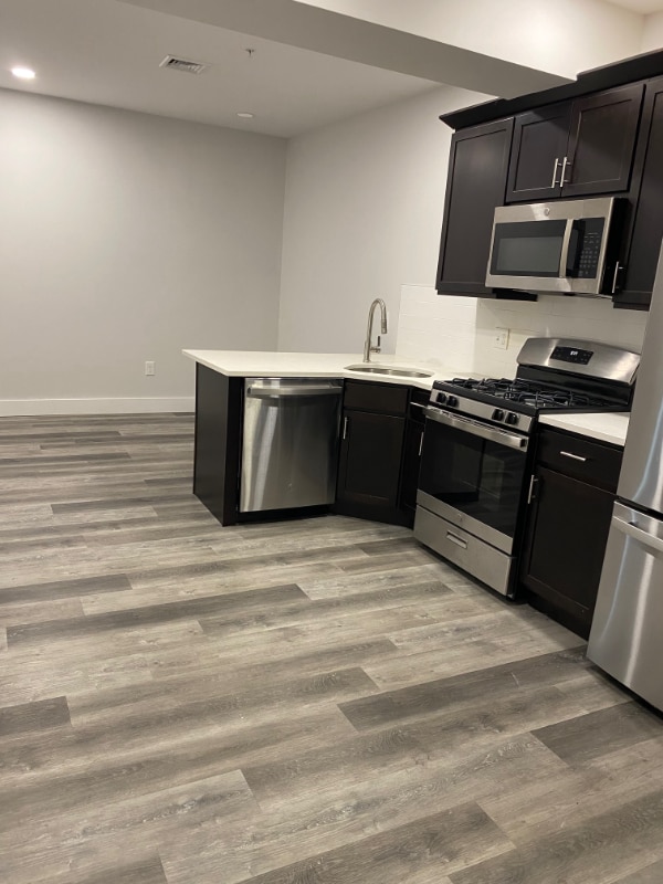 Photo - 369 Haverhill St Unidad 205