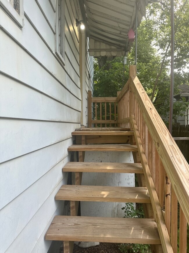 Photo - 1020 Emerson Ave