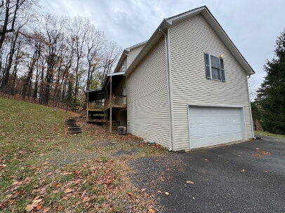 Photo - 4-Bedroom Retreat with Breezeway & Detached Garage on High Knob Road!"