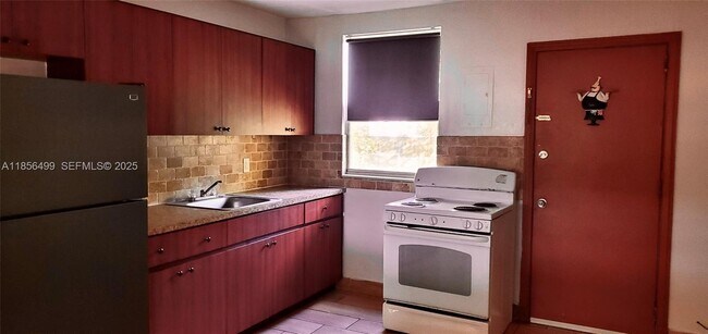 Photo - 1541 NE 131st Ln Unit 1541