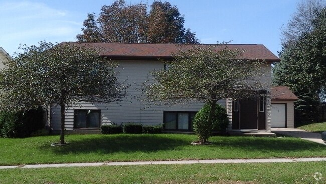 Building Photo - 5407 Norse Dr Rental