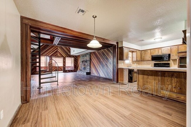 Photo - 3329 N Peebly Dr