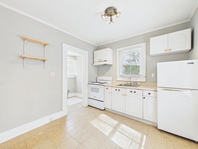 Photo - COMING SOON! 1 Bed, 1 Bath Cottage Near UL!