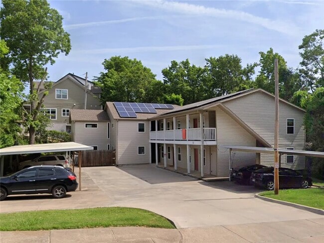 Building Photo - 938 W Cleveland St Unit 104