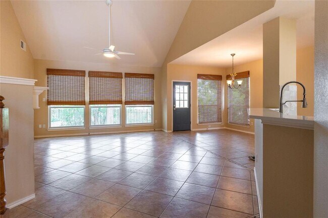 Photo - 1106 Camden Cove