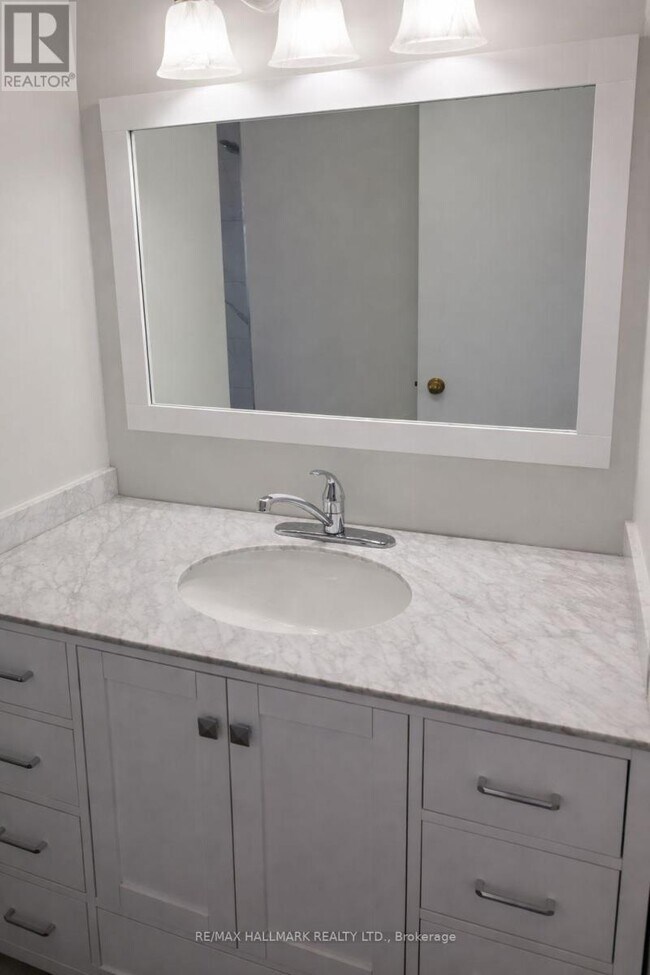 Photo - 41 Kinzie Ln