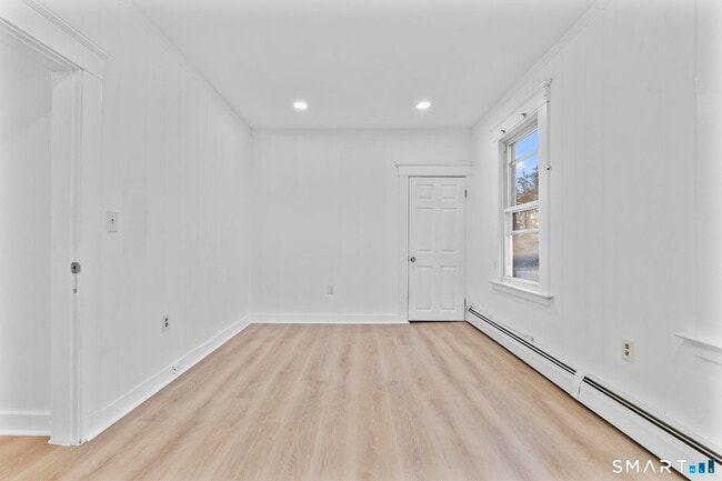 Photo - 141 Augur St