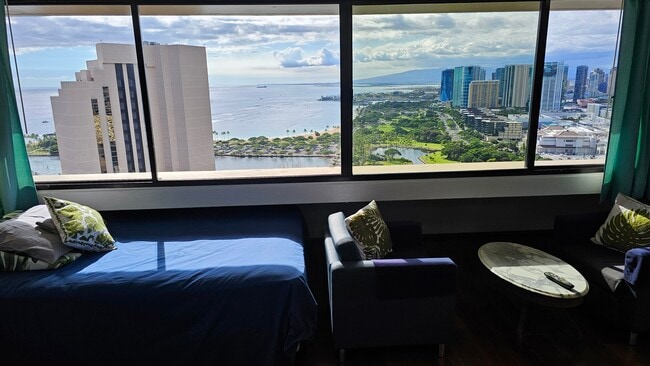 Building Photo - 1700 Ala Moana Blvd Unit PH-1