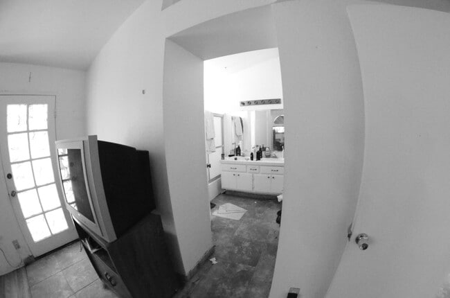 Photo - 1106 Don Carlos Ct