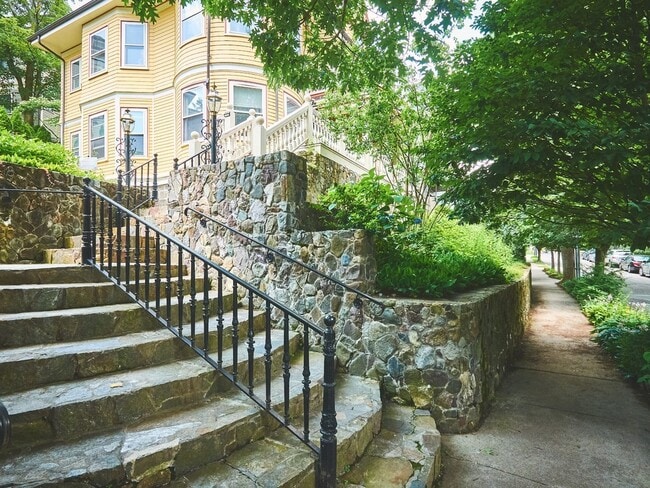 Photo - 18 Atherton Rd Unidad G