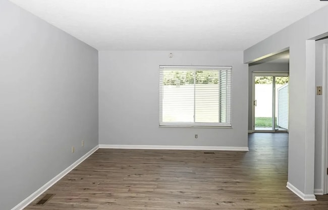 Photo - 306 Glenwood Ave
