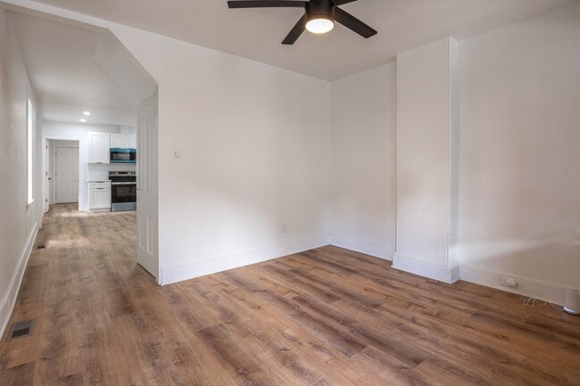 137 E Pleasant St