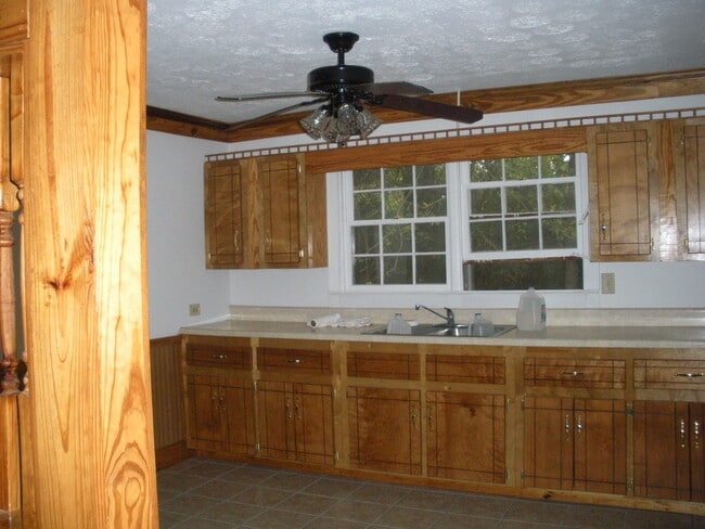 Photo - 12 Farmer Rd NW