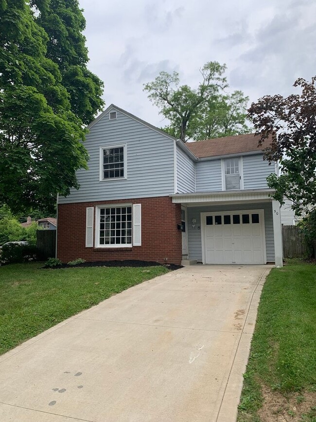 Coming Soon !3 Bedroom, Garage June 6th - Coming Soon !3 Bedroom, Garage June 6th House