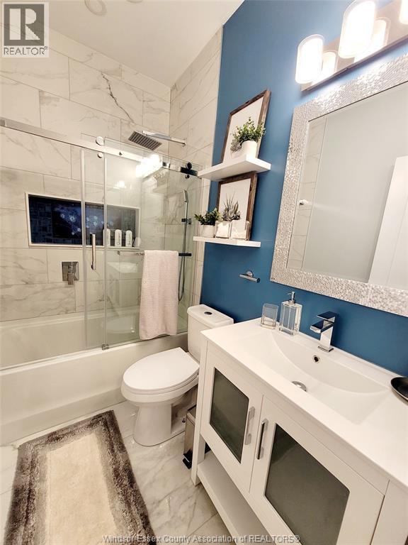 Photo - 477 Pelissier St Unit 12