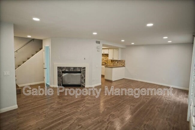 Photo - 18716 Vista Del Canon