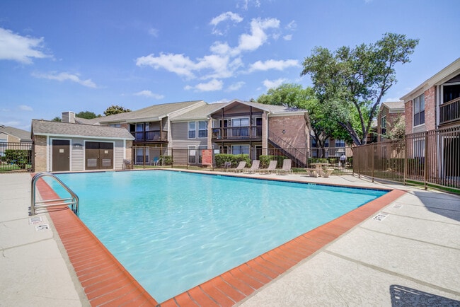 5401 Chimney Rock