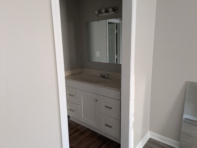 Photo - 2709 Ralph Johns St