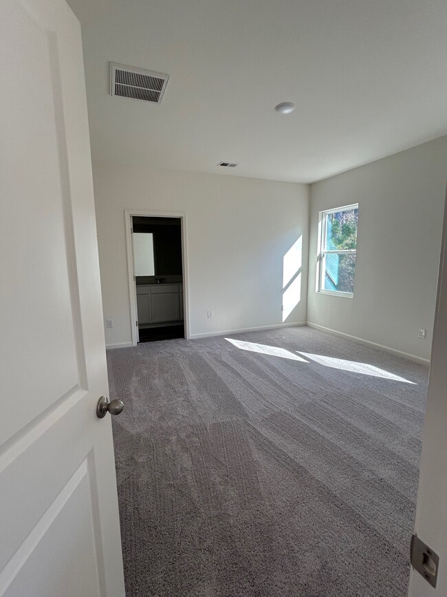 Photo - 148 Plantersfield Dr