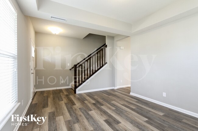 Photo - 8044 Borland Dr