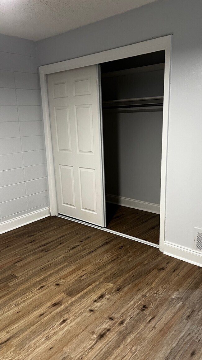 Photo - 712 N Jefferson St Unidad 122