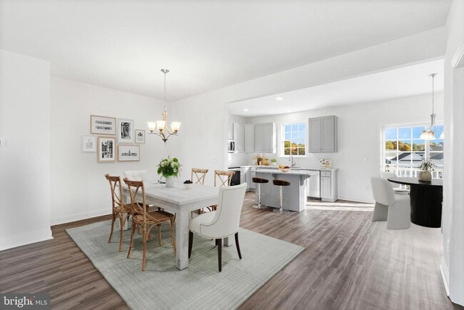 Photo - 982 Lorewood Grove Rd