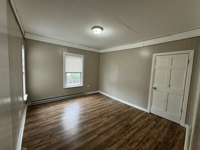 Photo - 8 Newport St Unit 2