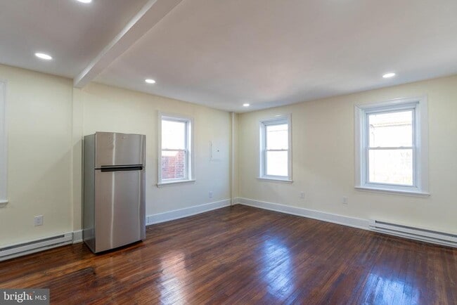 Photo - 5003 Pine St Unit 3RD FL
