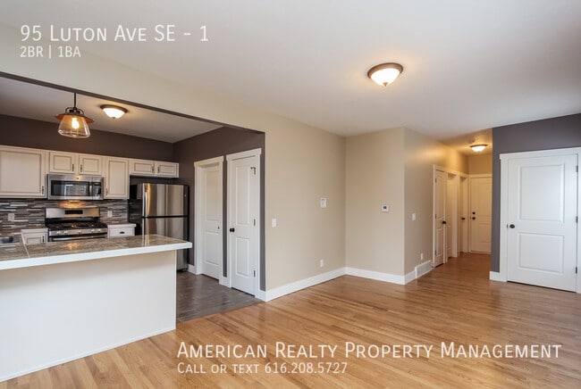 Photo - 95 Luton Ave SE Unit 1