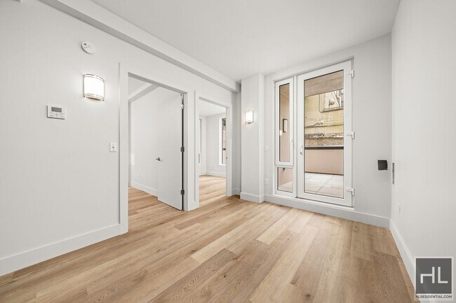 Photo - BRUCKNER BOULEVARD Unit 213