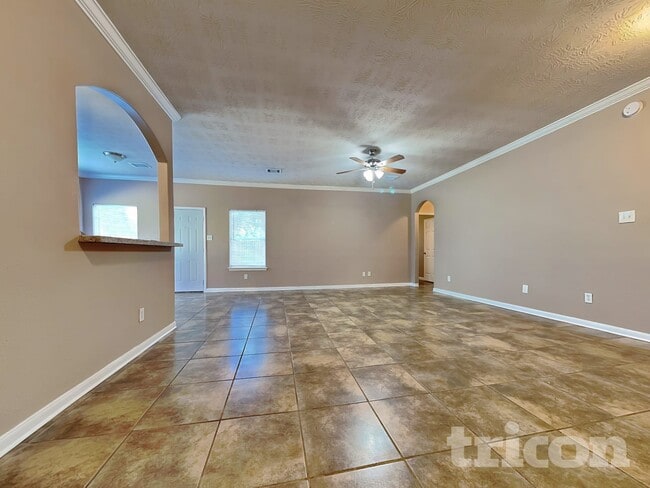 Photo - 25303 Laurel Green St