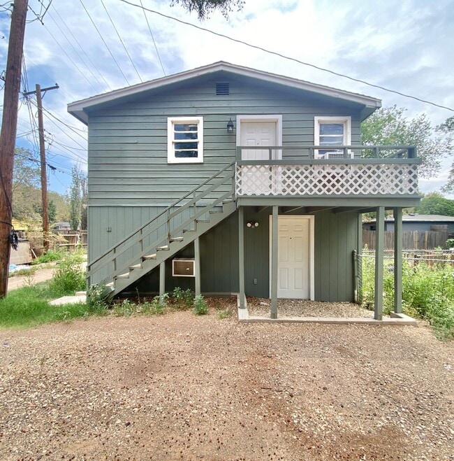 Building Photo - 2420 33rd St Unit 2420 33rd Street - Rear Rental