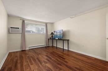 Building Photo - 132 Boylston St Unit 39 Rental