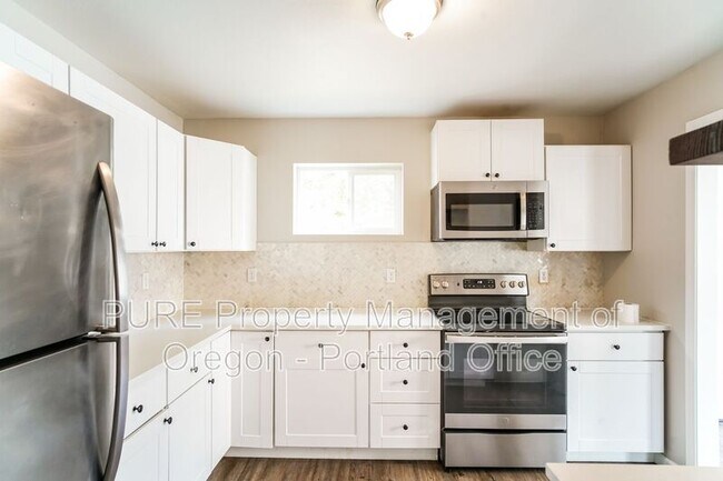 Photo - 10762 NE Prescott St