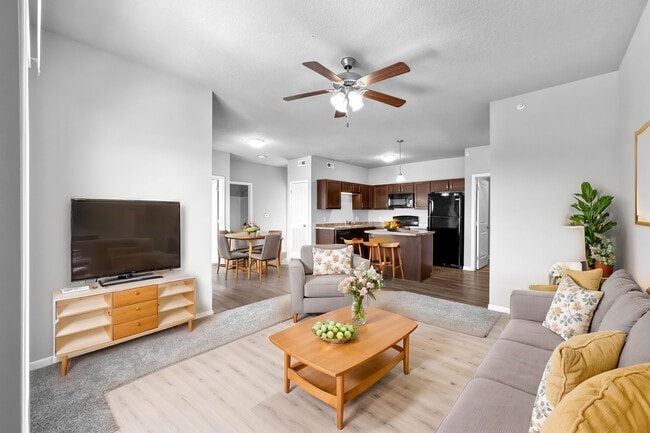 Living Room - Sterling Pointe Apartments