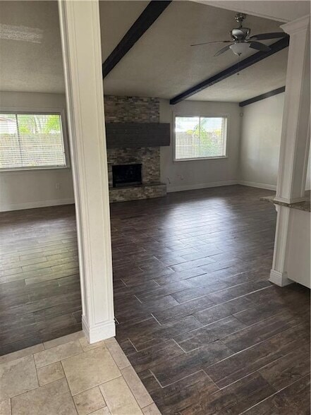 Photo - 306 Clover Dr Casa